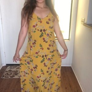 Old Navy Floral Yellow Maxi Dress - US size M